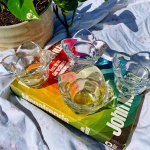 Set of 4 Retro Flower Shaped Glass Candle Holders